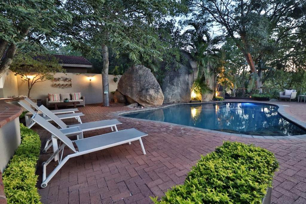 La Roca Guest House Mbombela Kültér fotó
